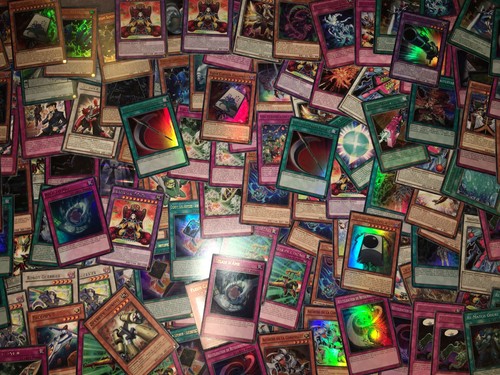 Lot cartes gi oh - de, yu-gi-oh